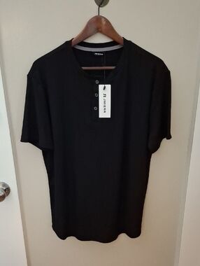 NWT R Jmierr Black Short-Sleeve Ribbed Henley Shirt_1